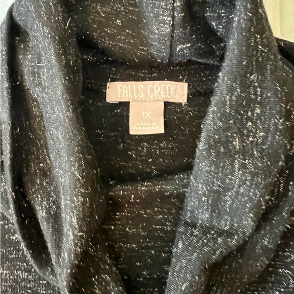 Loose Turtleneck Shirt - Picture 4 of 4